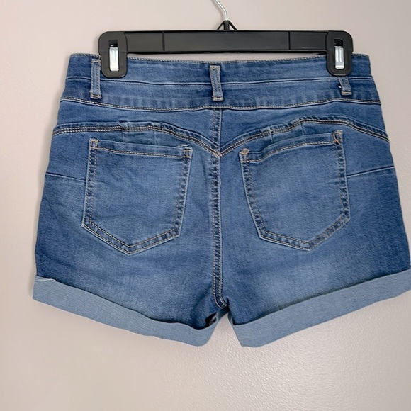 Ultra High Rise Double Button Push Up Shorts - Picture 3 of 5